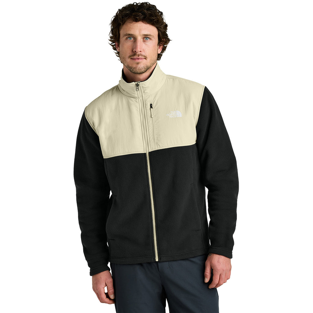 The North Face Men's TNF Black/ Gravel Highest Peak Full-Zip Fleece Jacket