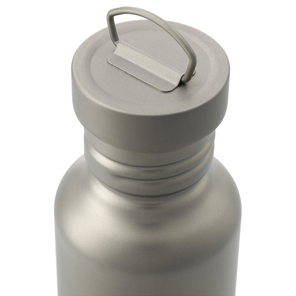 Leeds Silver Griffen Titanium Sport Bottle 25oz