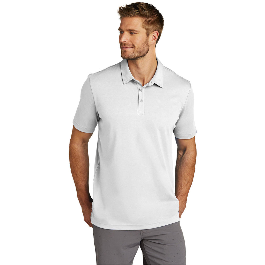 TravisMathew Men's White Oceanside Solid Polo